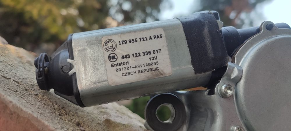 Моторчик склоочисника кришки багажника Шкода Октавіа А5 моторчик ляди