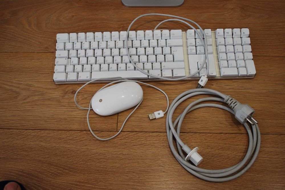 iMAC 17" / 1.83 GHZ / 512mb / 160gb combo AP