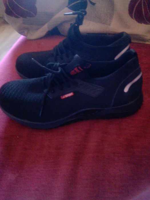 Buty robocze z blachą