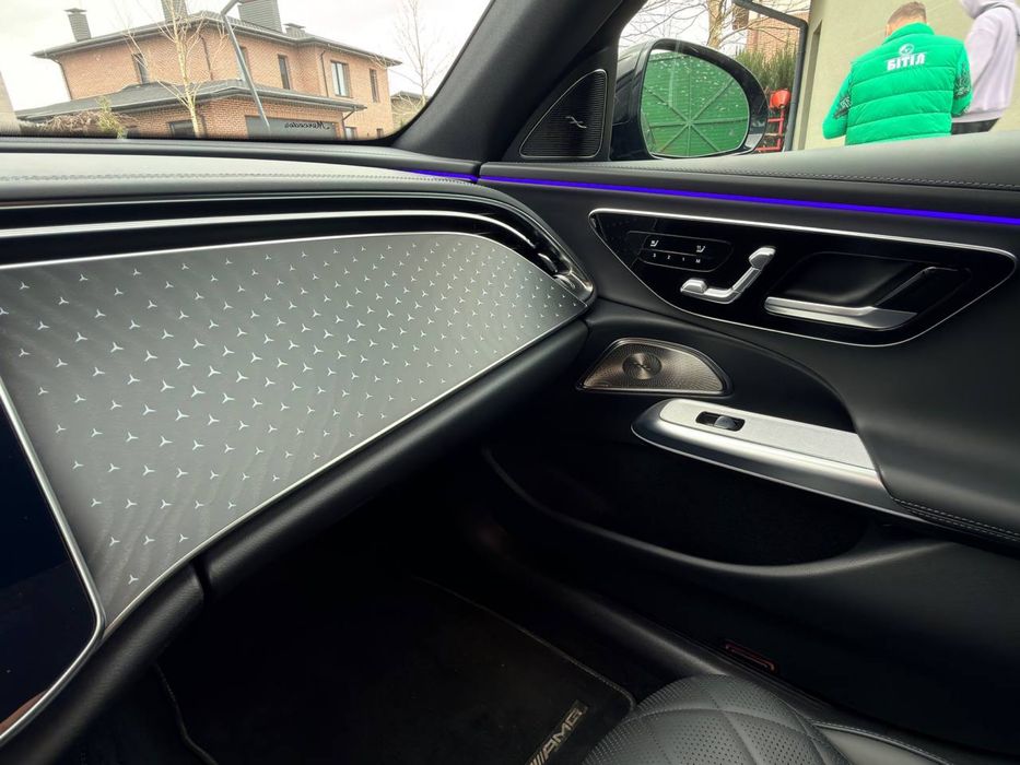 Mercedes-Benz E-Class 2024
