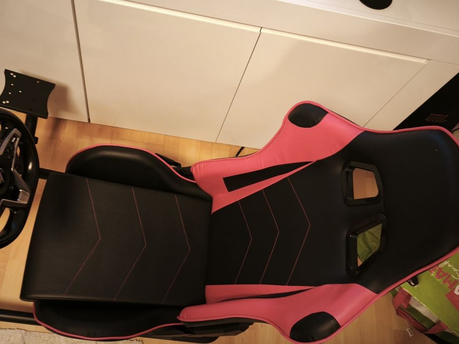 Zestaw wyścigowy kierownica Thrustmaster T248 , fotel gamingowy
