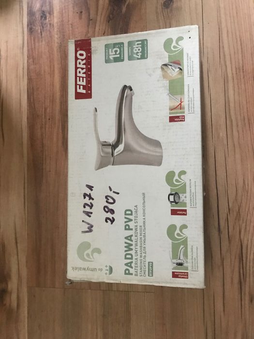 Bateria ferro Padwa umywalka stojąca