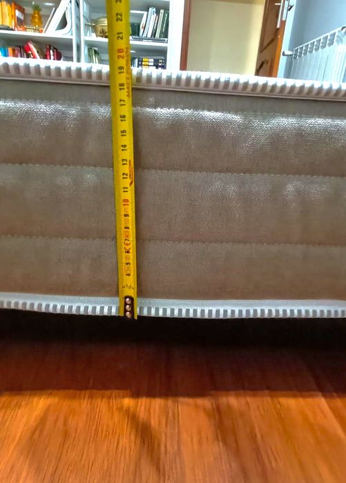 Vendo colchão e estrado de ripas - 140x190