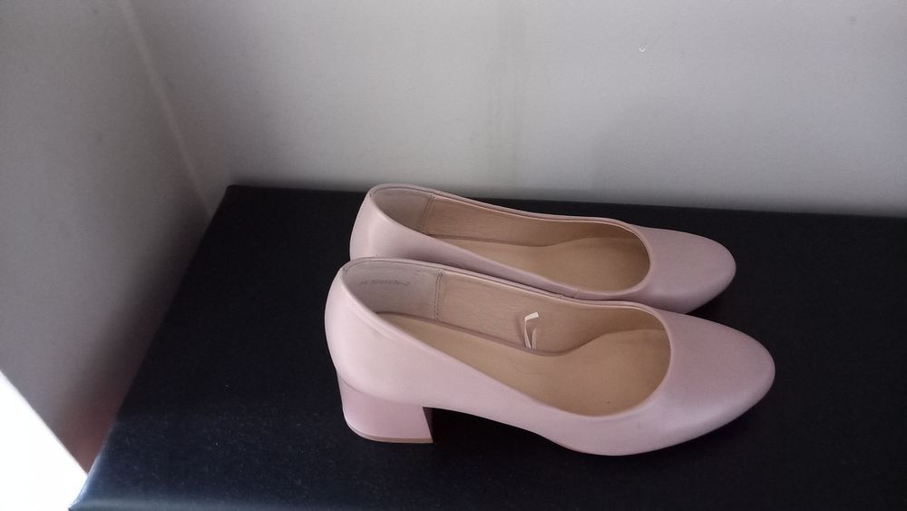 Sprzedam buty letnie