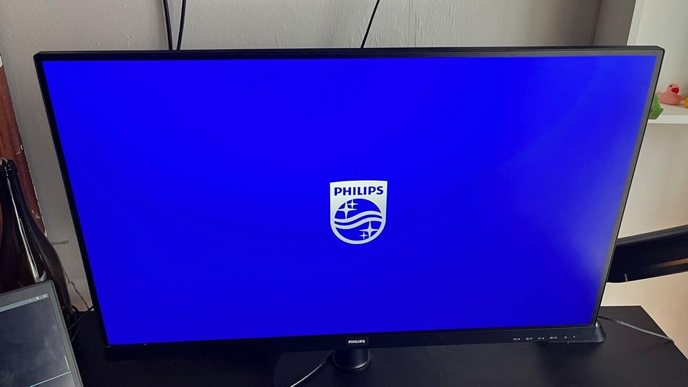 Monitor/ecrã Phillips 24 polegadas + cabo  HDMI