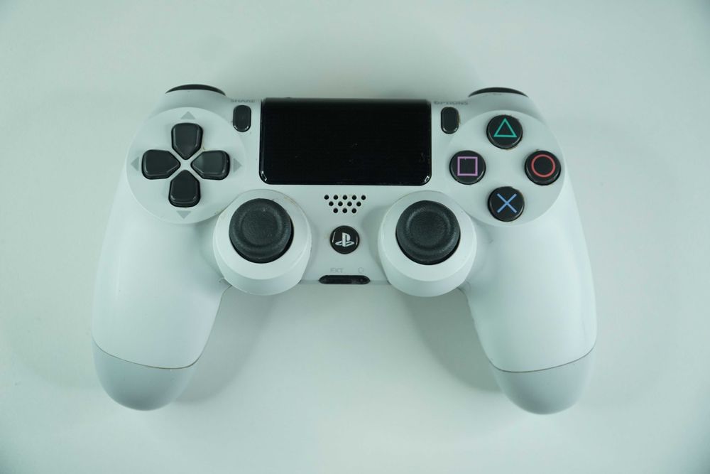 Pad Dualshock 4 v2 biały