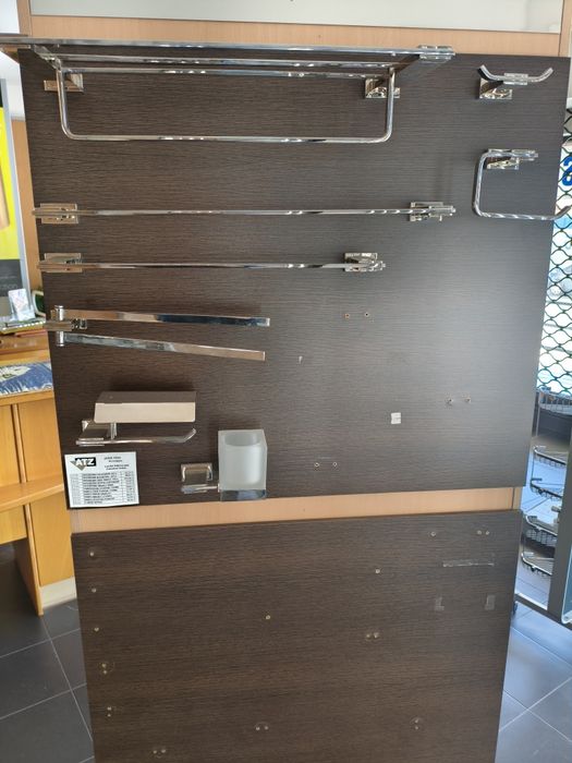 Toalheiros e acessórios latão cromado e inox