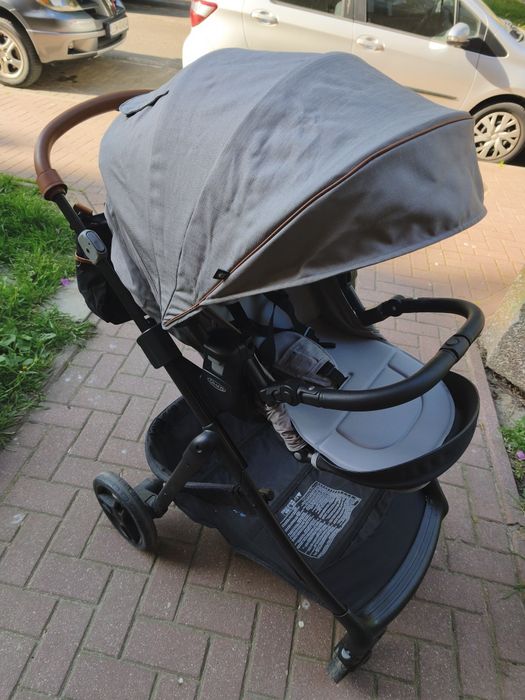 Wózek spacerowy Graco Near2Me Szary
