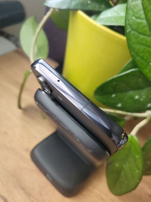 Samsung S23 8/128 gb