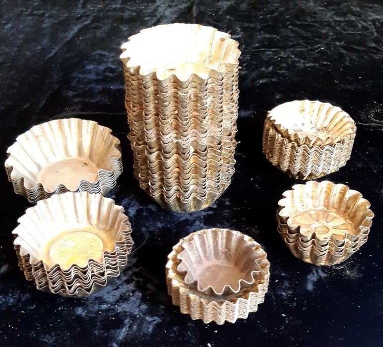 Металлические формочки для кексов и печенья