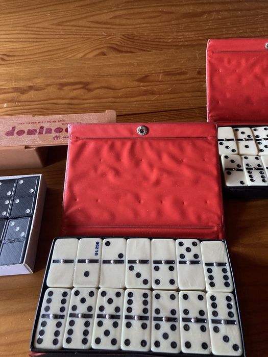 Conjunto de 4  dominos