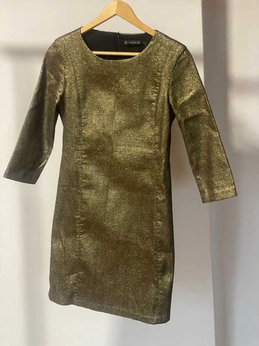 Złota sukienka Zara