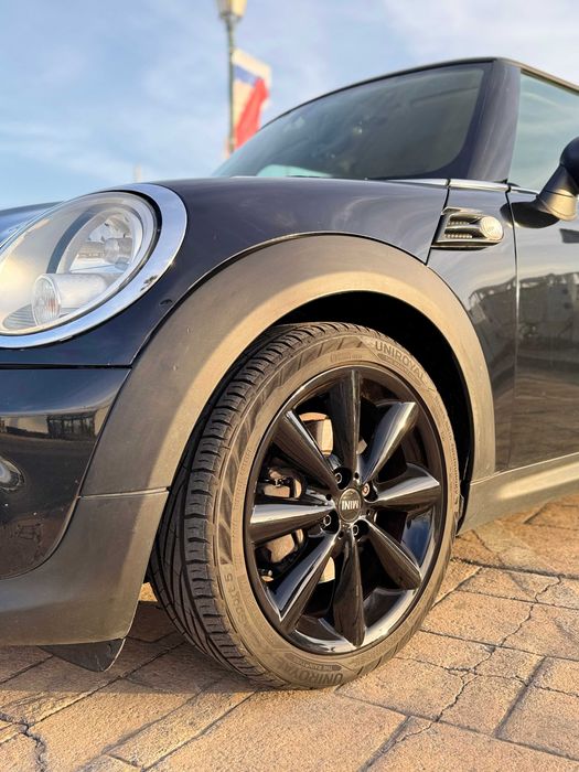 Mini Cooper ONE D