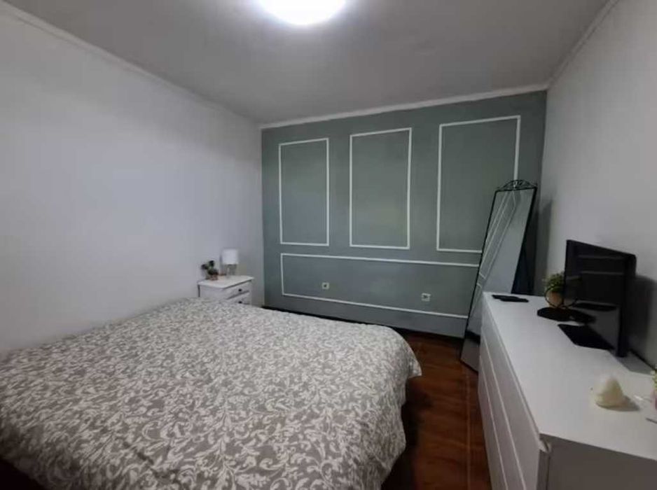 Arrenda-se casa para temporada (15 de dezembro a 15 de março)