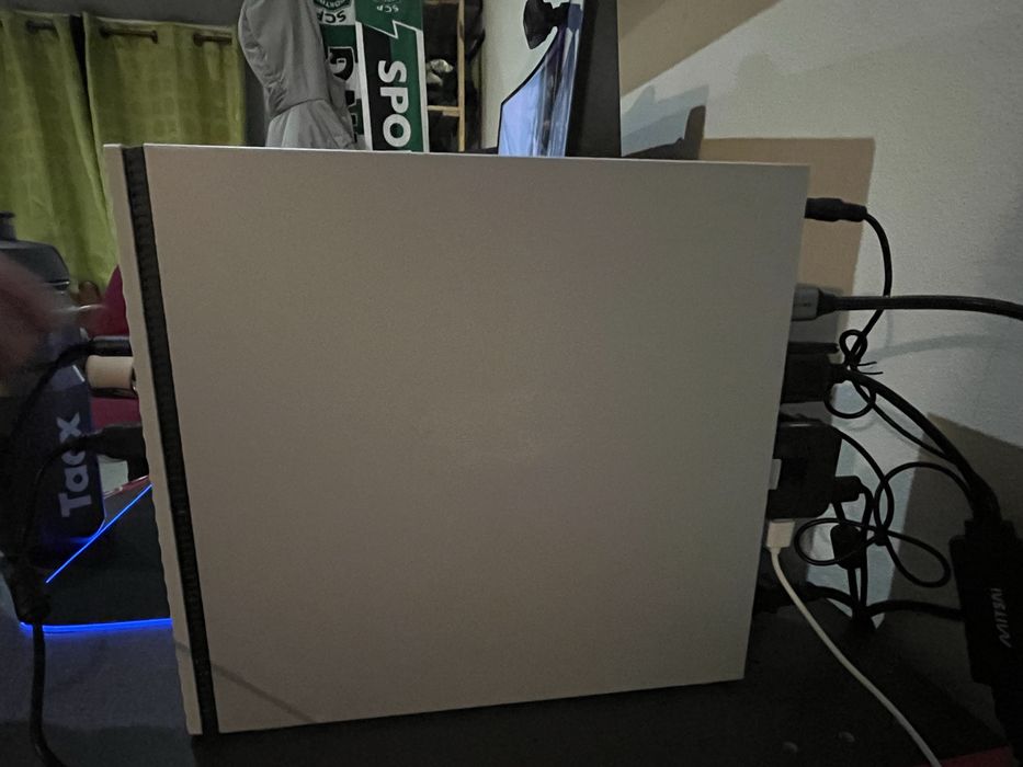 Vendo Desktop lenovo ideacentre 3