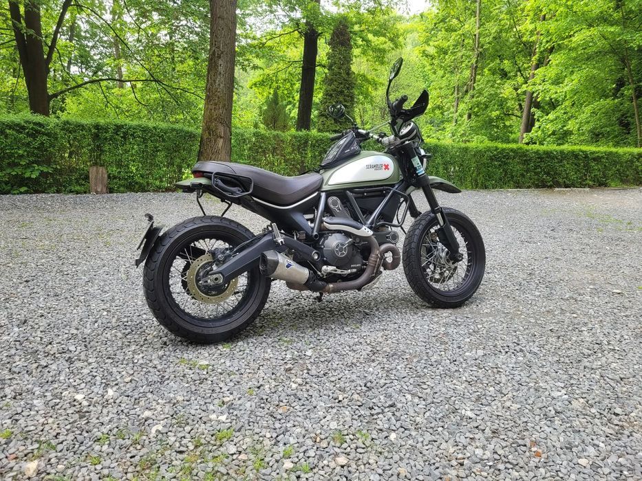 Ducati Scrambler Cafe Racer 800 a2 serwis desmo Grzane manetkii