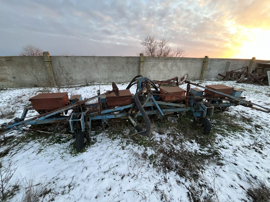 СУПН-8 сівалка в робочому стані