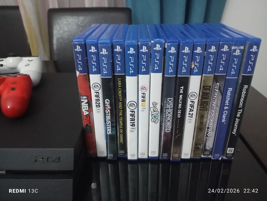 PlayStation 4 + jogos