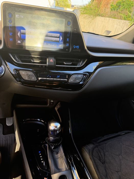 Toyota CHR 1.8 hibrido