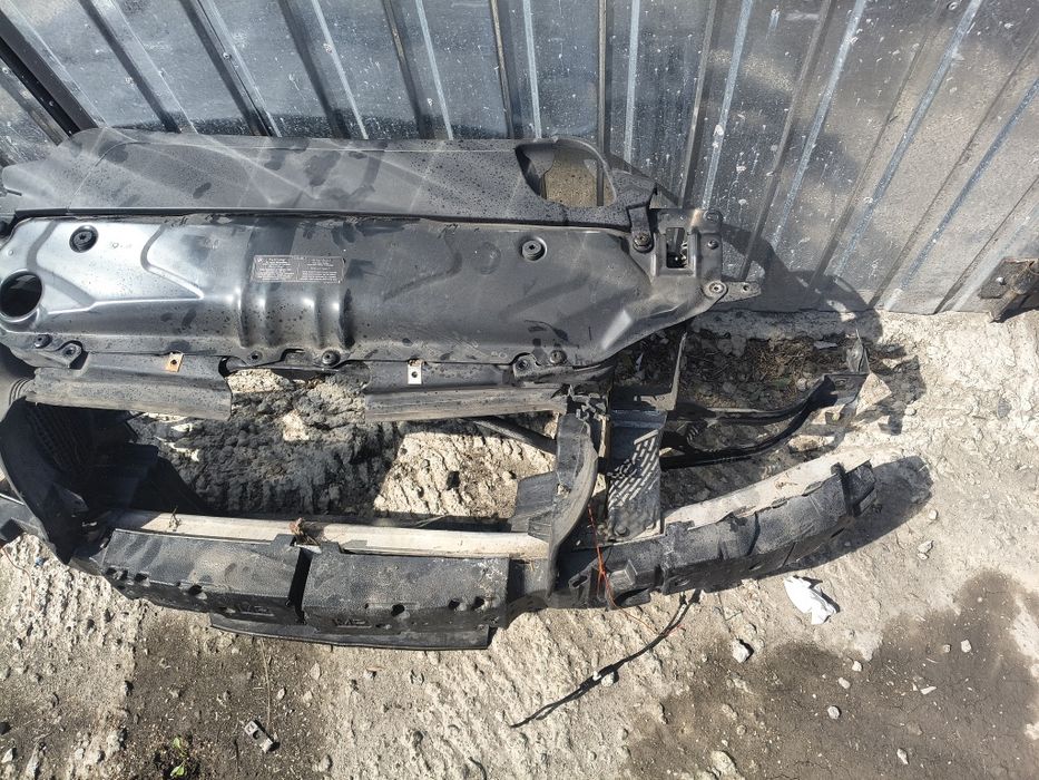 Pas przód BMW E60 E61 Kompletny Wersja M-pakiet Stan bdb Wysyłka