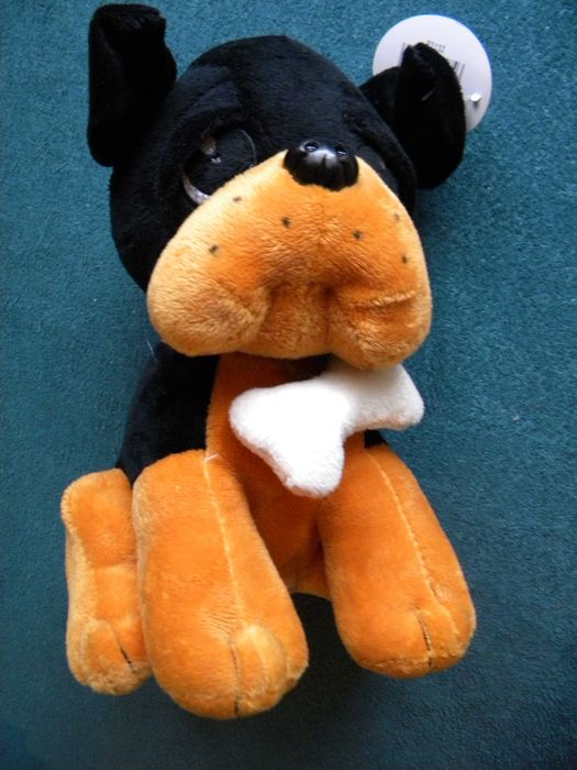 Maskotka pies Reksio