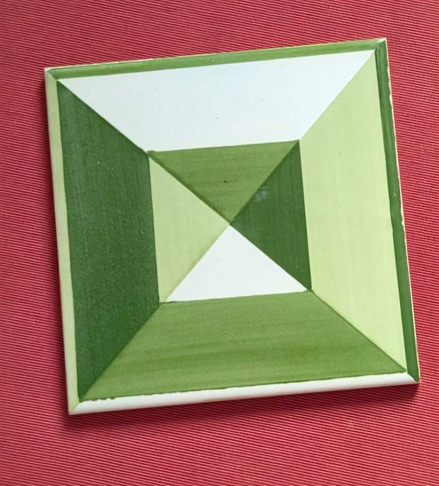 18 Azulejos Verdes da Fábrica de Santanna Novos pintados à mão