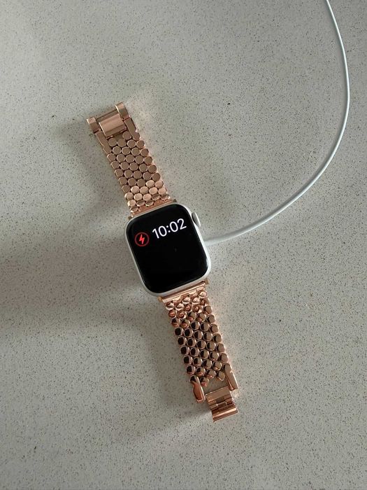 Apple Watch Series 7 41mm GPS + 2 braceletes + carregador