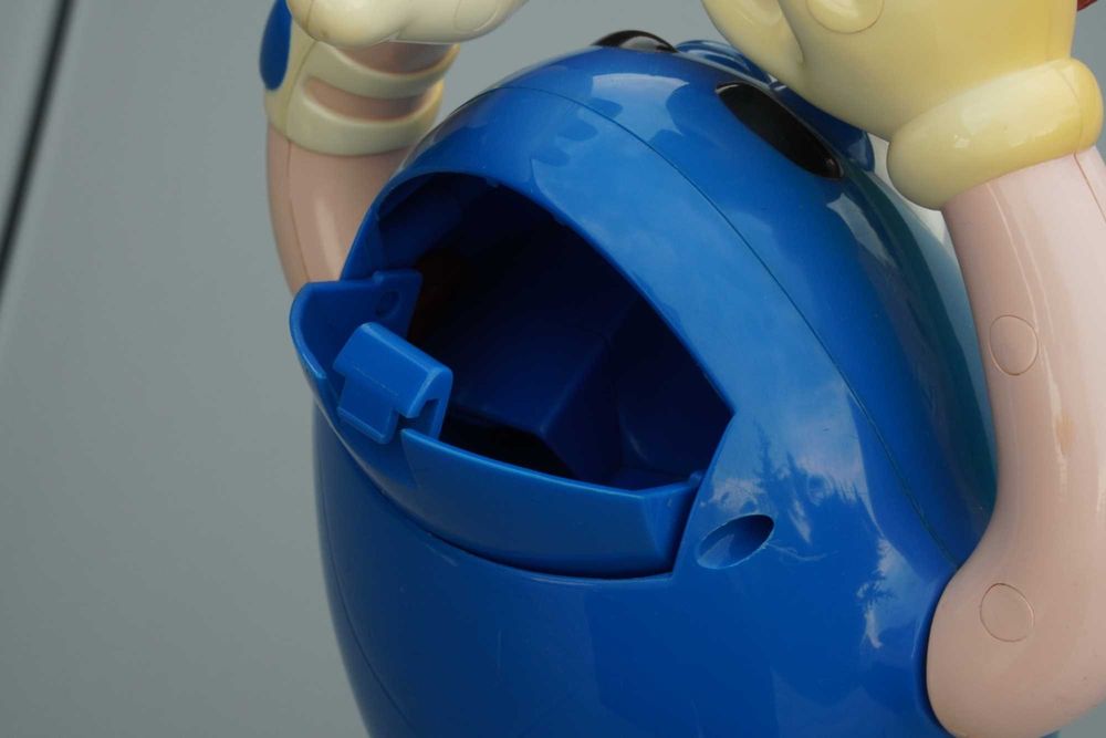 Dozownik M&Ms Koszykówkarz Limitowana Edycja