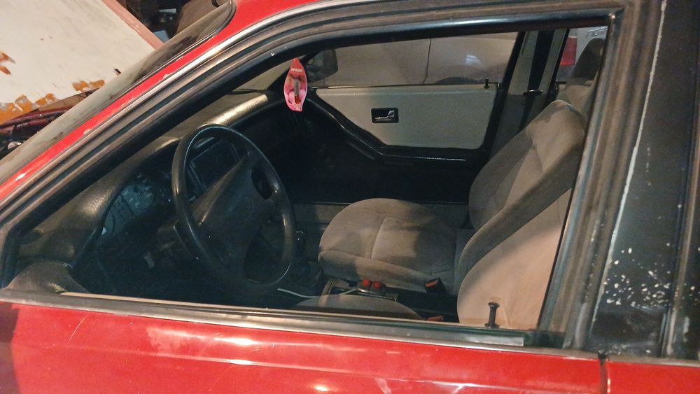 Продам ауди на ходу