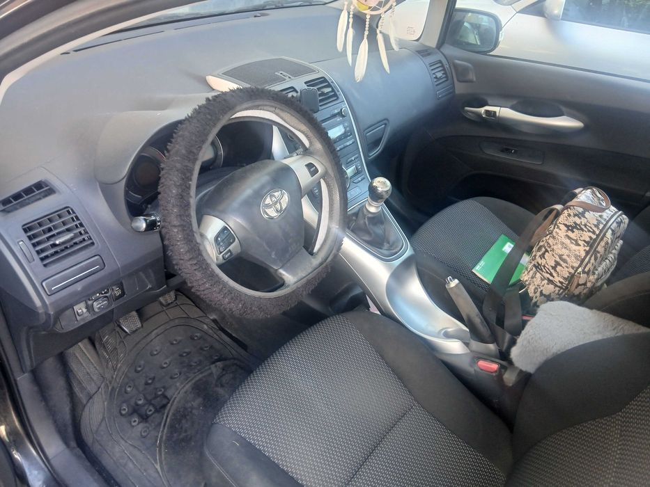 Toyota Auris — fotografia 4