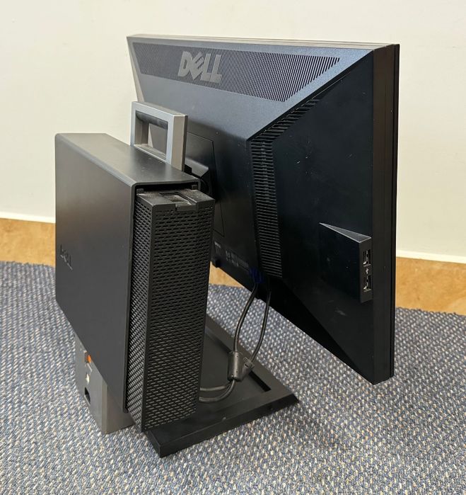 Komputer stacjonarny DELL Optiflex 790 z monitorem