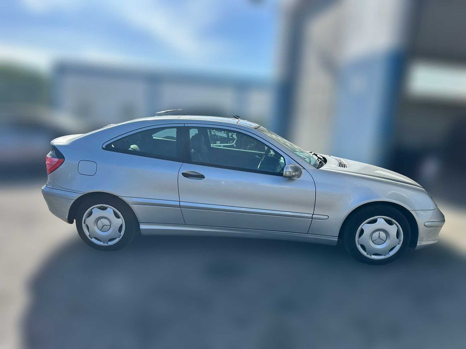 MERCEDES-BENZ Classe C Coupe (CL203) C 180 1.8 Kompressor Gasolina 143 cv  105 kW 2002 - 2008 M 271.946 para peças