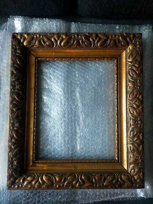 Stara rama z drewna do obrazu