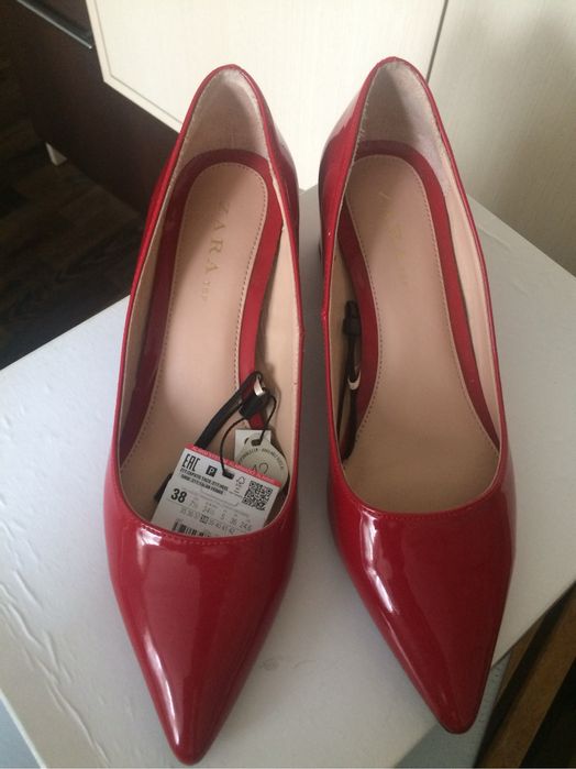 Туфлі червоні Zara (38 розмір)