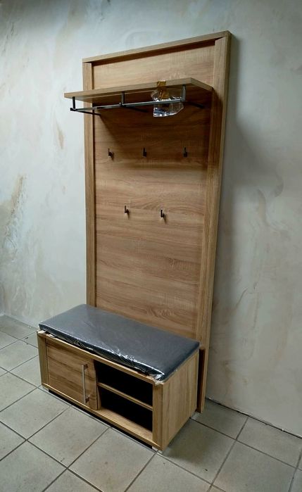 Nowoczesne wieszaki do przedpokoju – 5 modeli | styl loft / nowoczesny