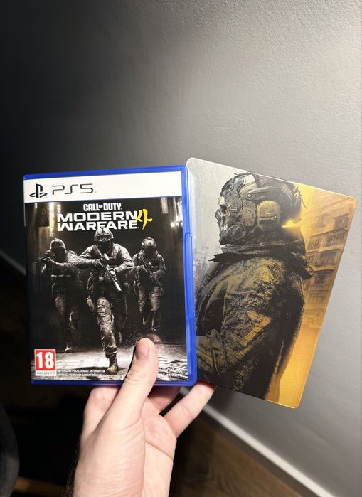 Call of Duty: Modern Warfare 4 ps5 + steelbook w idealnym stanie