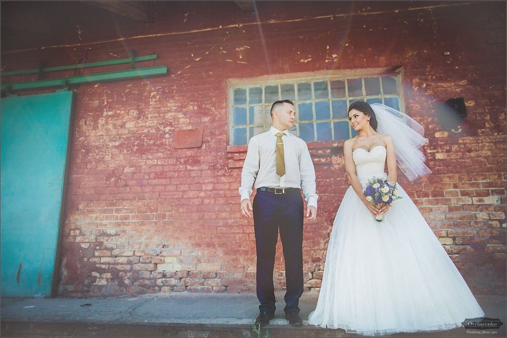 весільна сукня айворі