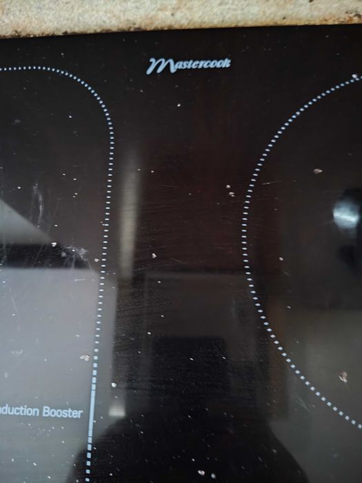 Sprzedam zbitą płytę indukcyjną Mastercook