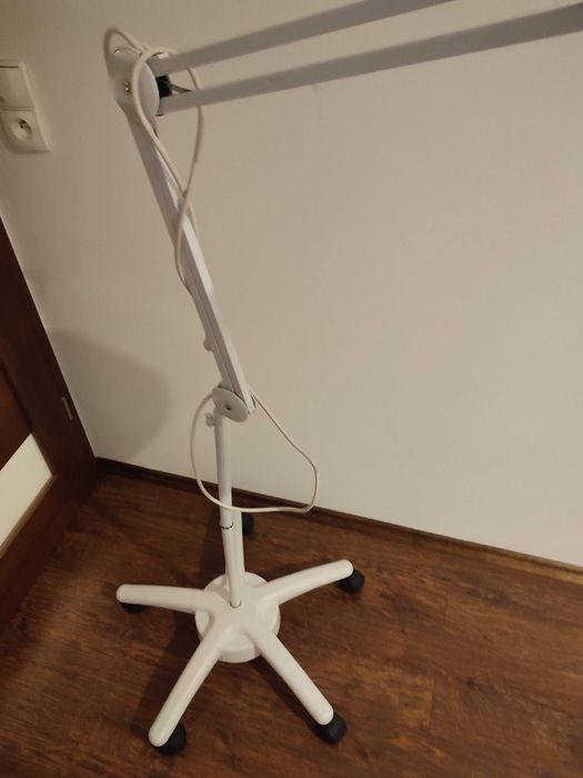 Lampa kosmetyczna lupa