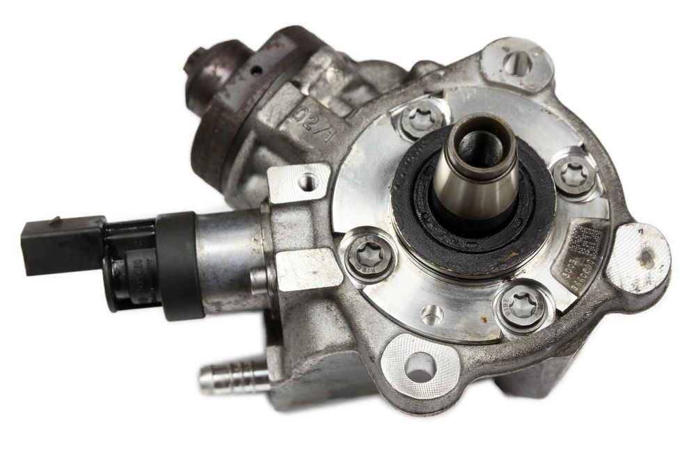 Pompa wtryskowa BMW E90 N47 320d 318d E87