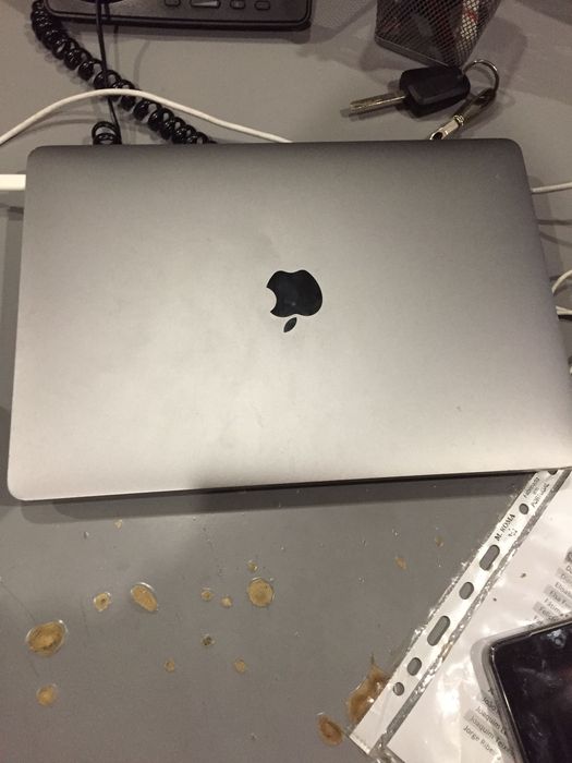 Macbook pro 2017451422295237611521