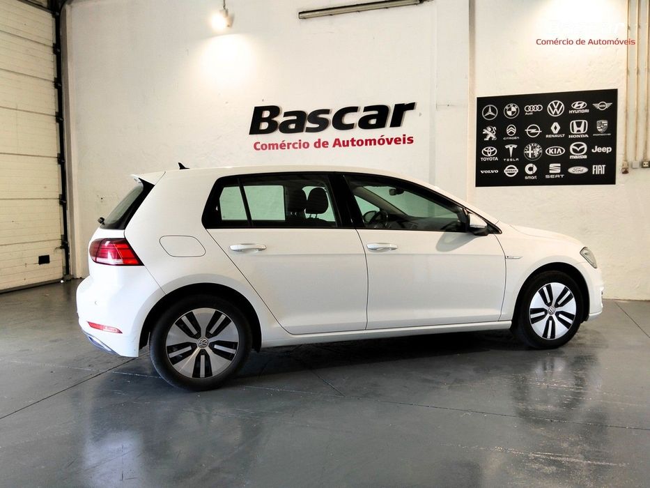 VW e-Golf AC/DC