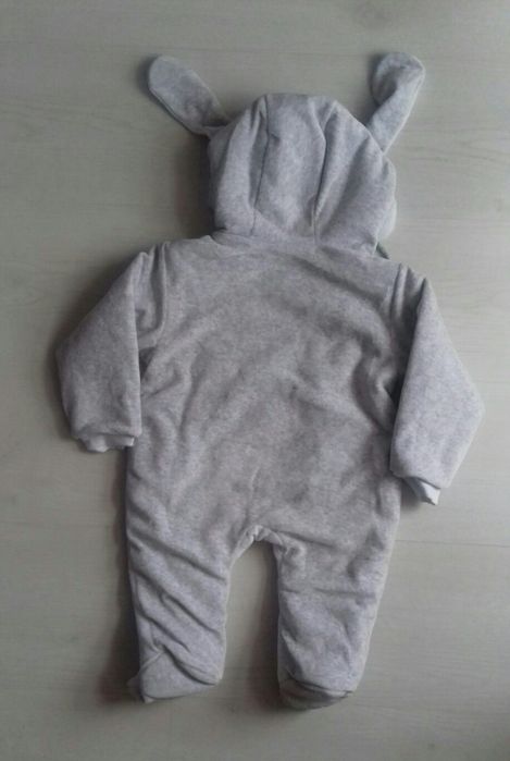 Продам детский комбинезон утепленный