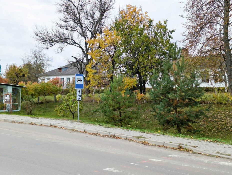 Будинок у Кунині поруч із зупинкою маршрутки