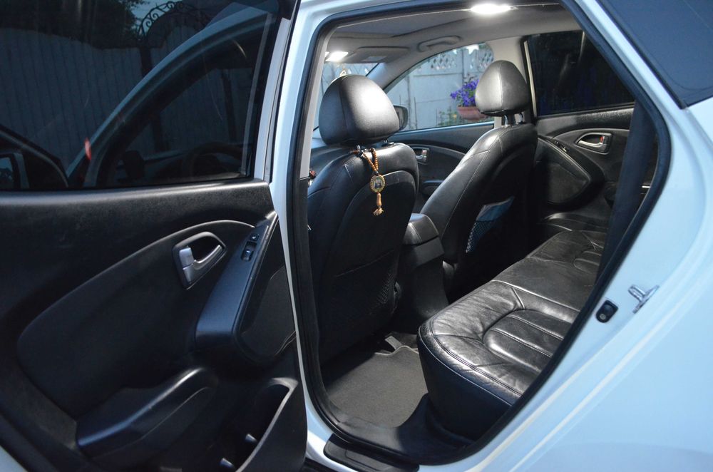 Hyundai ix35 2010 VIN KMHJU81CDBU167650 фото оголошення 16 з 24