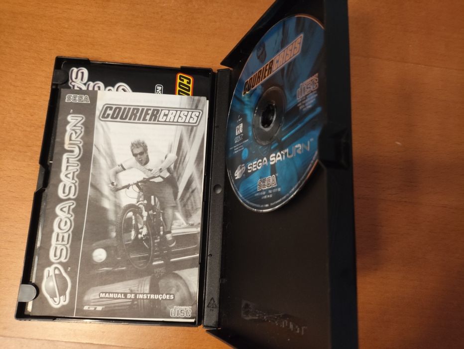 Courier Crisis Sega Saturn Completo Raro