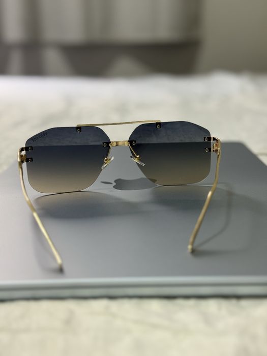 Oculos Vesasse dourado NOVO