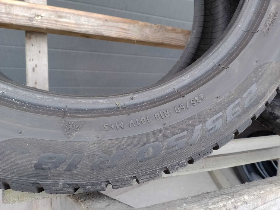 235/50 18 Pirelli Sottozero3 2119 Obrzycko Z618