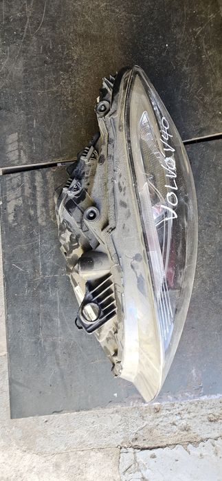 Farol para volvo.