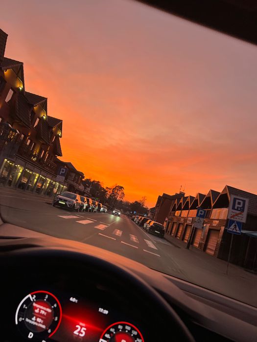 VW GOLF 8 2021 mozliwa ZAMIANA na VOLVO lub SUVa